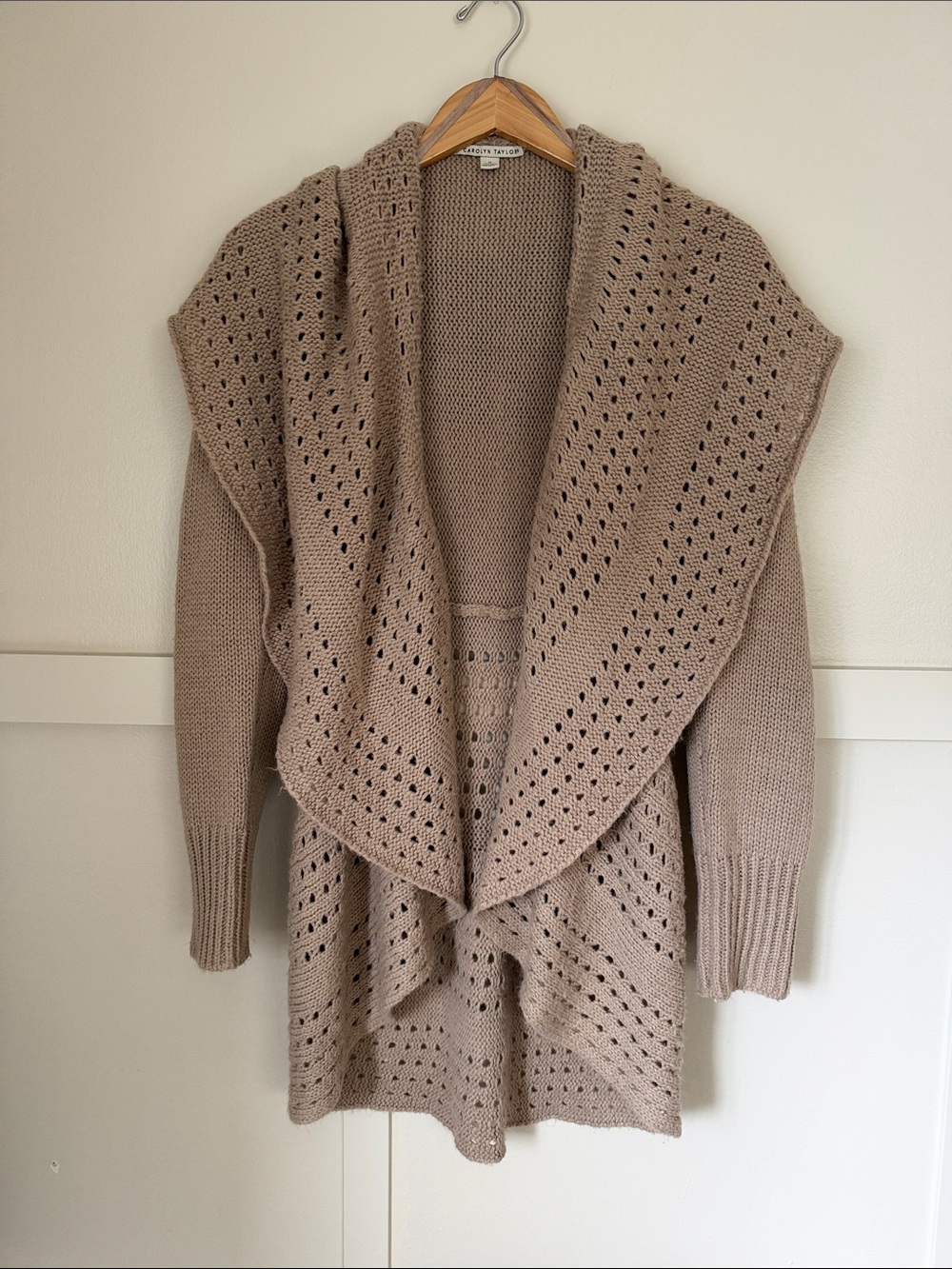 Women’s Medium Open-Front Taupe Crochet Draped Cardigan Boho
